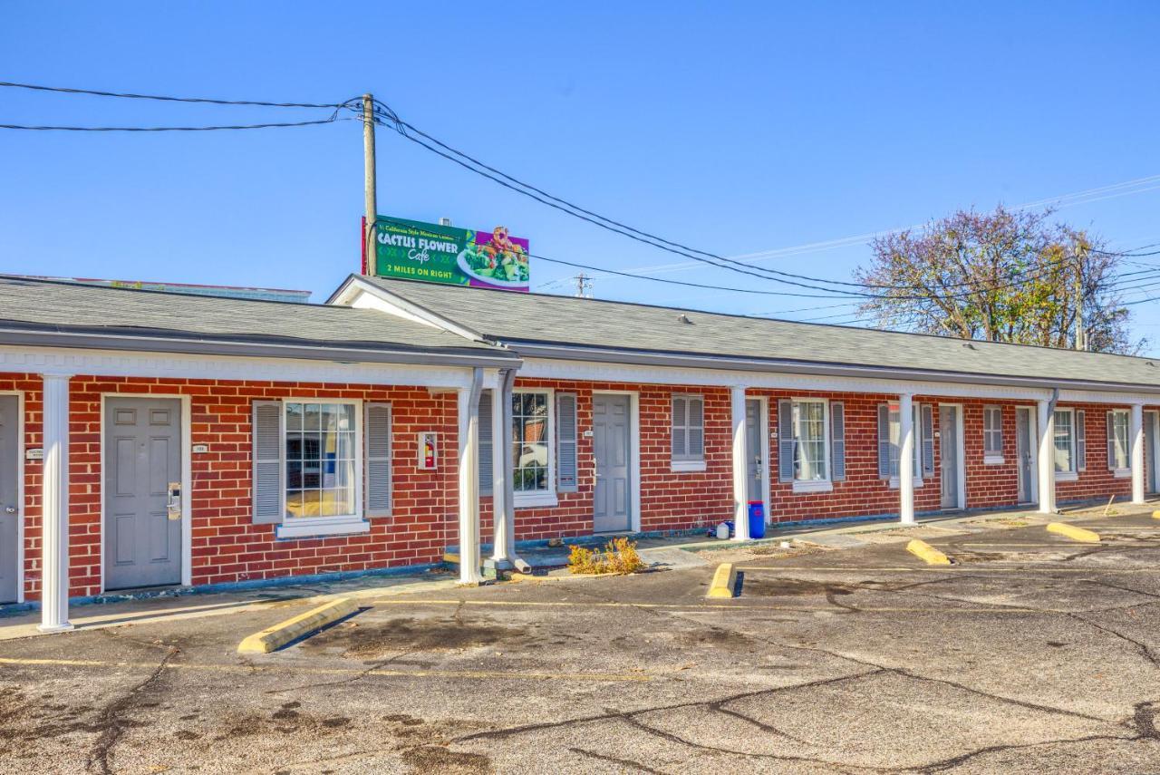 דותן Adams Inn מראה חיצוני תמונה